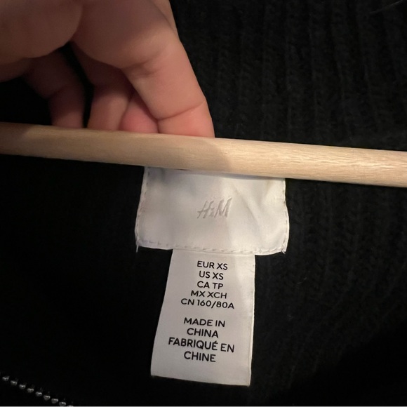 NEVER WORN H&M Rib Knit Half Zip Sweater - Picture 4 of 5